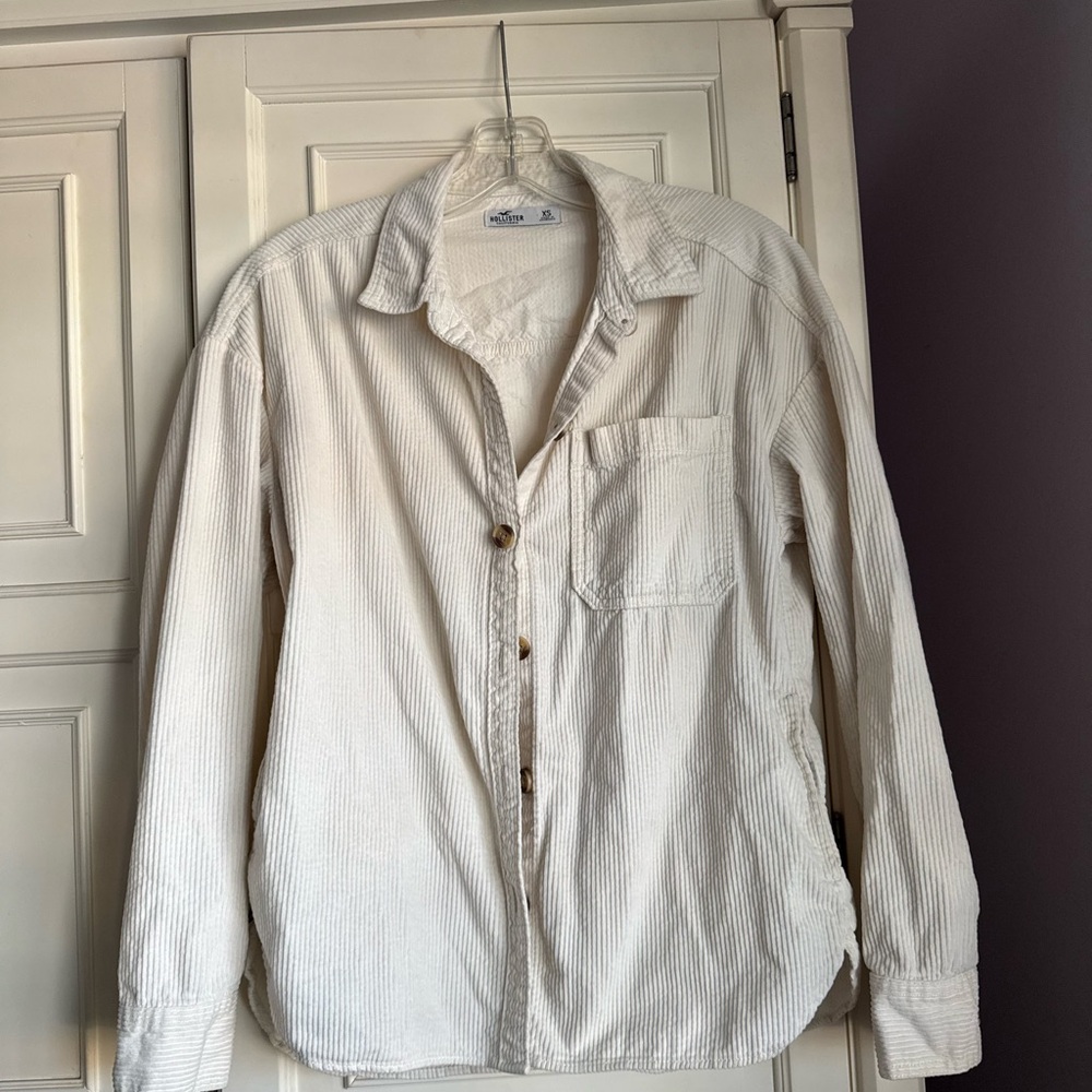 Hollister Cream Corduroy Shirt Jacket